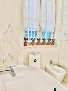Quarto Com Banheiro privativo na Baixa - Lissabon - 9