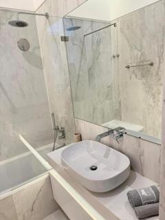 Quarto Com Banheiro privativo na Baixa - Lissabon - 1