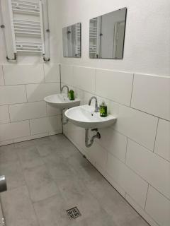 Expresszimmervermietung - Duisburg - 4