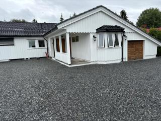 6 Bedrooms, 8 Guest Apartment in Kjeller Lillestrøm - 5mins from Lillestrøm Station, 3 mins to OSLOMET - Lillestrøm - 5