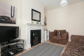 Comfy Home King Size Bed close to Asda & Sefton Park, Very Fast WIFI! - 8