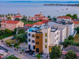 GrandPalazzo Apartments - Vir - 3