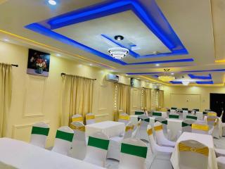 New Heights Castle Hotels - Odo Mola - 1