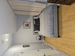 River Valley Basement Suite Near Downtown - 1