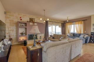 The House Olympia - Happy Rentals - 8