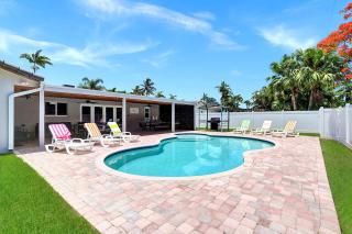 Spectacular 5BR & 5BA Villa in Hollywood Lakes - Hollywood - 9