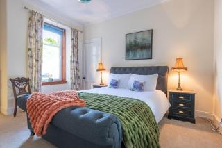 Lachie's Townhouse - Inverness - 0