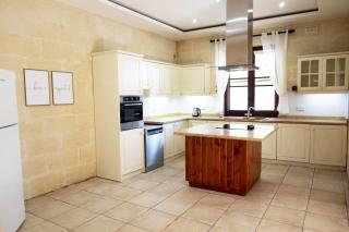 Zest Gozitan Villa & Pool - Happy Rentals - Qala - 4
