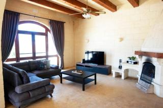 Nirvana Gozitan Villa & Pool - Happy Rentals - Qala - 1