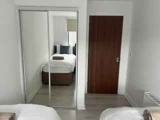 Glasgow Home - 5 Bedrooms 4 Bathrooms - Private Parking - Glasgow - 4