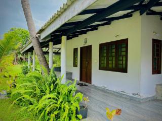 Pearl Inn Green Chalet - Trincomalee - 1