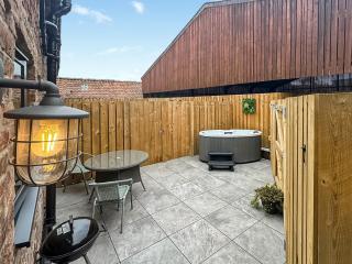 The Hive - Uk42857 - 0