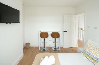 Private room in Modern and Stylish House - Elmers End - 3