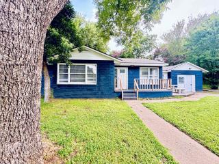 The Casino Cottage - 9