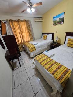 Hotel San Jose Hostal - San Salvador - 8