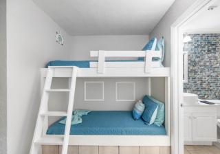 SPI Beach Condo - Just a block away to Paradise - South Padre Island - 1