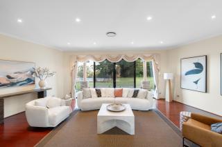 Luxury Range Stay! 6 Bedroom 4 Bathroom - Thornlands - 5