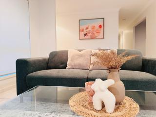 Gold Coast Oasis Villa at Theme Park - 3