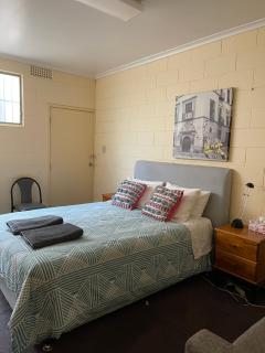 Argent Abode CBD - Broken Hill - 6