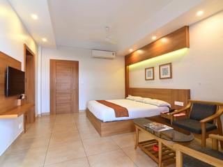 Maharani Hotel - Kozhikode - 8