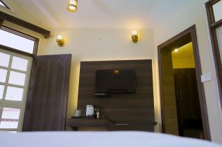 Whispering Winds Resort - Dharamshala - 3