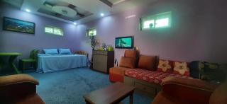 Tiny Holiday Home - 1