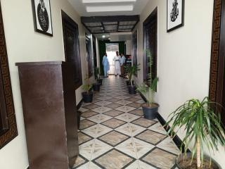 Babar Khan Hotel - - 8
