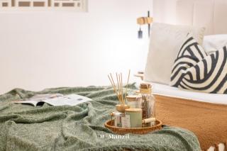 Manzil - Chic Studio in JVC with Premium Amenities - Dubai - 1