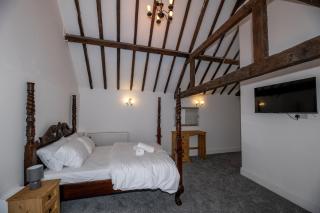 The Old Bell - 3
