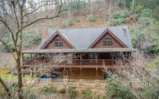 Hillside Hideout - 2