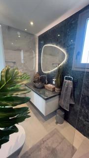 ARYVE Townhouse Rhodos mit Akropolis- und Meerblick sowie Jacuzzi und tollen Sonnenterrassen und Garten - 5