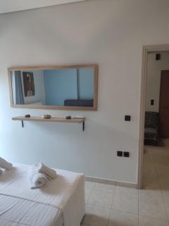 J & M Apartment - Kalamata - 2