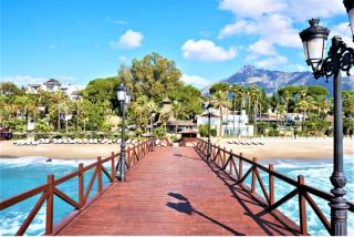 Penthouse with private pool, hot tub jacuzzi with sea views and chill-out zone, close to the sea - Marbella - 5