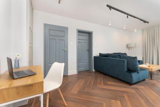 Exceptional Apartment with Charming Garden and Parking by Noclegi Renters - Danzig - 6