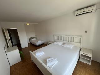 80s Retro Apartment - Podgora - 2