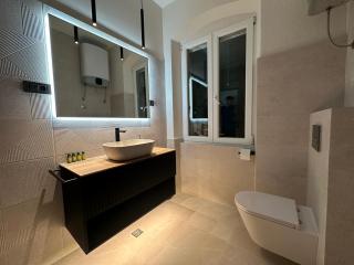 Scala Suites - Split - 8