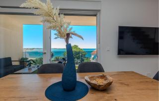 2 Bedroom Awesome Apartment In Nin - Nin - 7