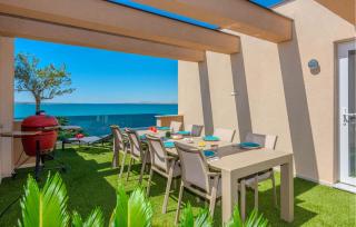 2 Bedroom Awesome Apartment In Nin - Nin - 1