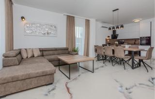 3 Bedroom Awesome Home In Vrsi - Vrsi - 8
