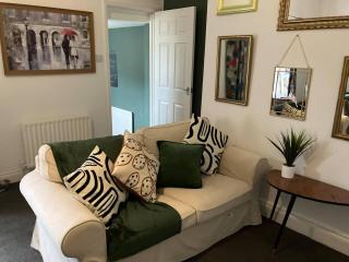 Rose Cottage - 5 Person city centre with parking - Sunderland - 2