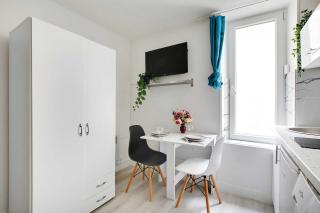 Studio in the heart of the Marais - París - 9