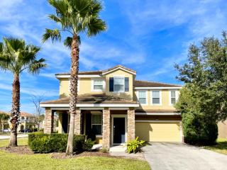 Relaxing 7 Bed Pool Home with Game Room-4204OD home - Davenport - 9