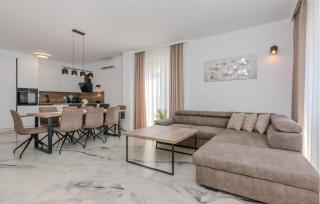 Stunning Home In Vrsi With Wifi - Vrsi - 5