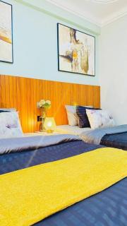 The Croft Homes Jinja - Zebra - Jinja - 1