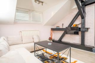 He-Ra Apartments with Free Parking - 4