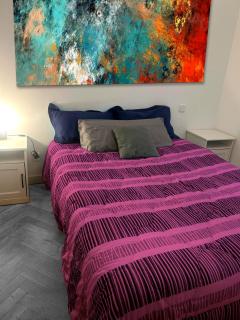 Puerta del Sol -de la Cruz Isabel I0 & Parking - 0