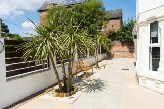 Modern Apartment Off-Road Parking King Bed Suite 1 - Nottingham - 6
