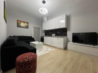 Anxhelo's Apartments - Tirana - 5