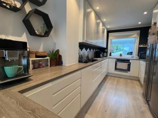 Sunny gateaway Room in Lerstad, Suitable for two guests - Ålesund - 3