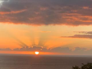 Nouveau gîte NEUF Tibo bas de villa accès mer - 9